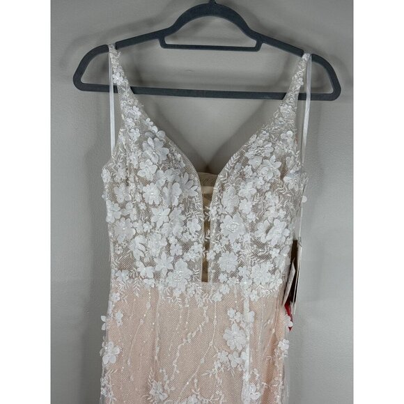 NWT Mac Duggal 11331 Plunging Neck 3D Corset Lace Gown Dress Ivory White Size 2 - Picture 4 of 9